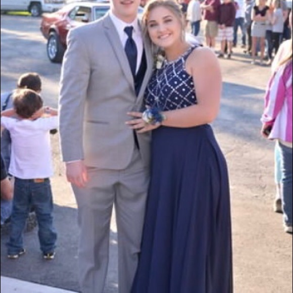 PROM DRESS - Picture 5 of 5